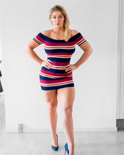 Mia Sand: modelo Fitness tendencia en Instagram.